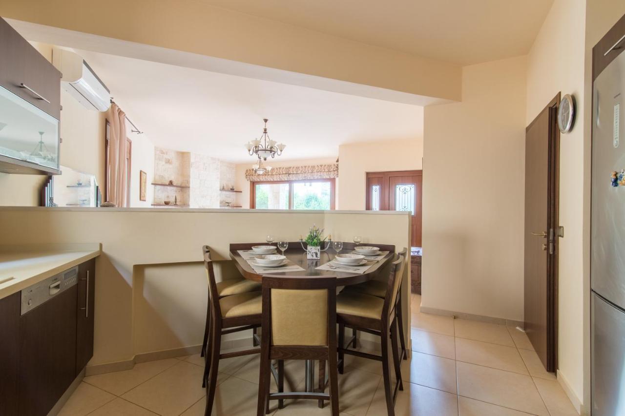 Heraklion Comfy House With Mountain View מראה חיצוני תמונה