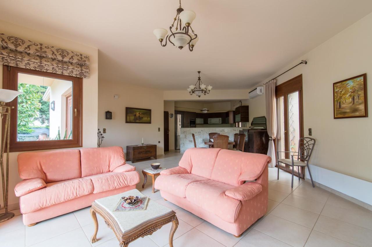 Heraklion Comfy House With Mountain View מראה חיצוני תמונה